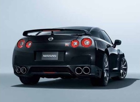 Lộ ảnh Nissan GT-R phiên bản mới - 4 Lộ ảnh Nissan GT-R phiên bản mới - 4