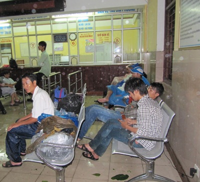 Nghệ An: Bão số 3 gây thiệt hại lớn về người và của - 21 Nghệ An: Bão số 3 gây thiệt hại lớn về người và của - 21