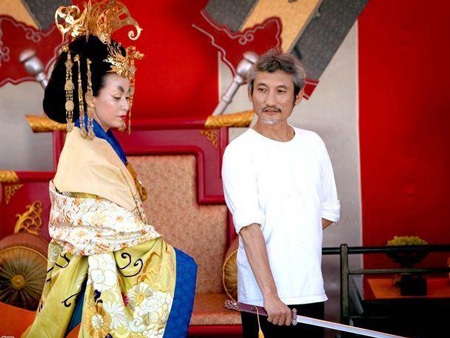 Hình ảnh lạ mắt của Lưu Gia Linh trong vai Võ Tắc Thiên - 4