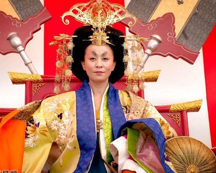 Hình ảnh lạ mắt của Lưu Gia Linh trong vai Võ Tắc Thiên - 6