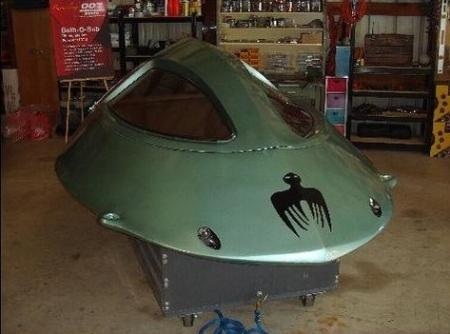 Bộ sưu tập xe, thuyền của một người hâm mộ 007 - 8