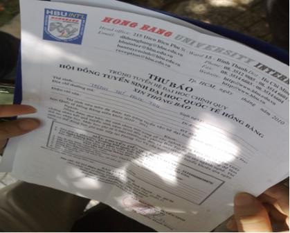 TPHCM: “Nháo nhào” ngày xét tuyển NV2 - 1