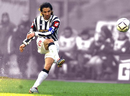 Top 10 lão tướng “đáng kính” tại Serie A 2010/11 - 3 Top 10 lão tướng “đáng kính” tại Serie A 2010/11 - 3