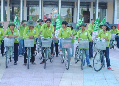 Ra quân đạp xe vì môi trường - 1