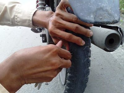 Nhức nhối nạn “đinh tặc” - 2 Nhức nhối nạn “đinh tặc” - 2