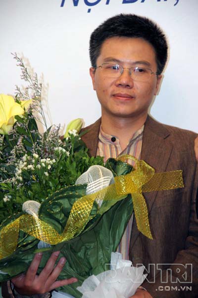 GS Ngô Bảo Châu hạnh phúc khi trở về Việt Nam - 6