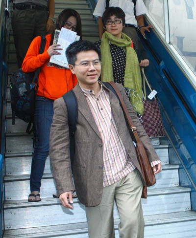 GS Ngô Bảo Châu hạnh phúc khi trở về Việt Nam - 2