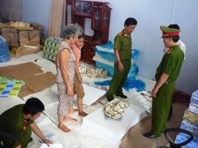 Xử nhẹ công ty làm hàng giả quy mô lớn - 1