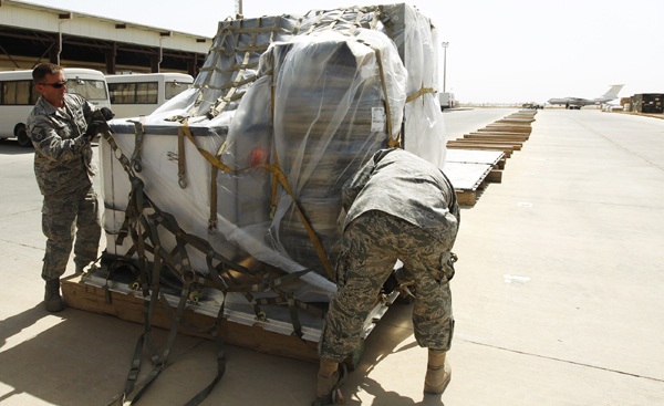 Mỹ tuyên bố kết thúc cuộc chiến, Iraq báo động mức cao nhất - 1