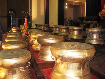 Lễ tiến dâng 100 trống đồng nghìn năm Thăng Long - 3 Lễ tiến dâng 100 trống đồng nghìn năm Thăng Long - 3