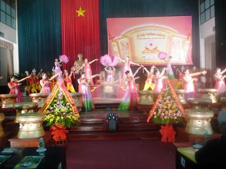 Lễ tiến dâng 100 trống đồng nghìn năm Thăng Long - 4 Lễ tiến dâng 100 trống đồng nghìn năm Thăng Long - 4