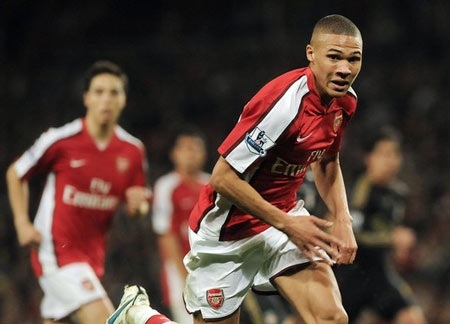 Sao trẻ Arsenal bất ngờ được gọi vào ĐT Anh - 1 Sao trẻ Arsenal bất ngờ được gọi vào ĐT Anh - 1