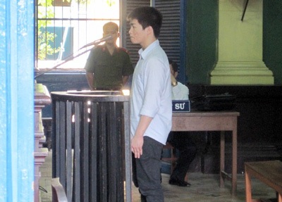 Đâm chết bạn học, lĩnh 6 năm tù - 1