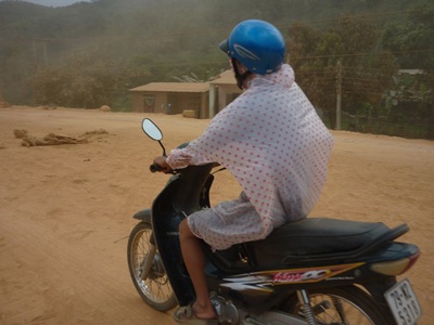 Kinh hoàng “Con đường bụi” - 7