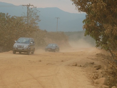 Kinh hoàng “Con đường bụi” - 6