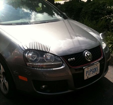 Lắp mi giả cho “xế” - 3