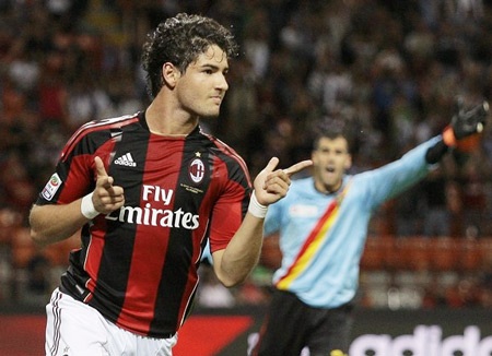 “Vịt” Pato trở lại, AC Milan đại phá Lecce - 1 “Vịt” Pato trở lại, AC Milan đại phá Lecce - 1