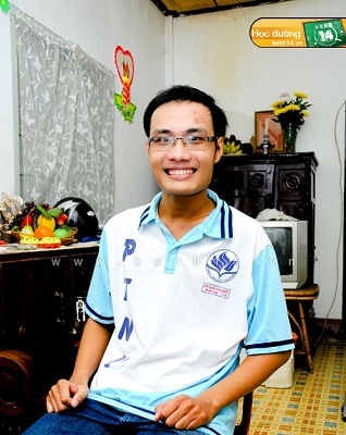 Thủ khoa Đại học KHXH&NV TPHCM Nguyễn Huỳnh Luân: Người có duyên với các Giải nhì!  - 1