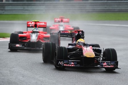 “Ngọc đen” Hamilton tỏa sáng trong chiều mưa kịch tính - 2