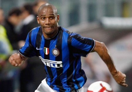 “Siêu hậu vệ” Maicon bị nghi bí mật đàm phán với Real - 1