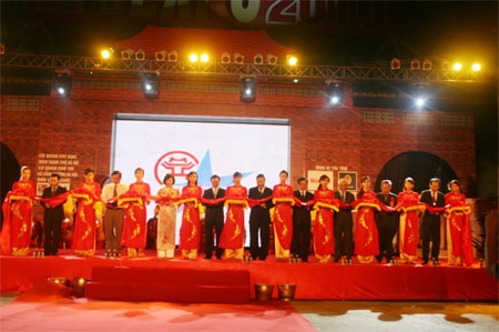 Khai mạc Hội chợ Quốc tế Hà Nội Expo 2010 - 1 Khai mạc Hội chợ Quốc tế Hà Nội Expo 2010 - 1