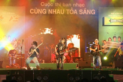 Ba ban nhạc “Cùng nhau tỏa sáng" - 1