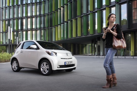 Toyota nâng cấp nội thất xe iQ và Aygo - 2 Toyota nâng cấp nội thất xe iQ và Aygo - 2