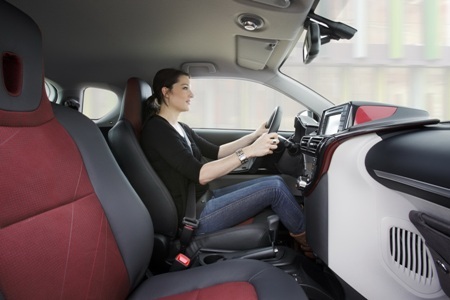 Toyota nâng cấp nội thất xe iQ và Aygo  - 4