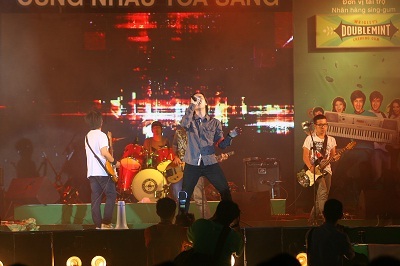 Ba ban nhạc “Cùng nhau tỏa sáng" - 3