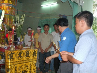 Đau đớn vĩnh biệt chàng hiệp sĩ “tay không bắt cướp” - 2