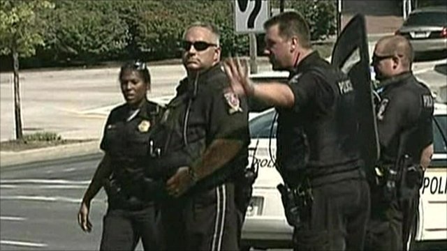 Mỹ: Đài truyền hình náo loạn vì vụ bắt giữ con tin - 1 Mỹ: Đài truyền hình náo loạn vì vụ bắt giữ con tin - 1