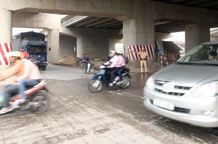 Tất tả về quê ngày nghỉ lễ - 5 Tất tả về quê ngày nghỉ lễ - 5