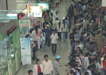 Giao thông TPHCM ngày 2/9: Bến ổn định, đường ùn ứ - 1 Giao thông TPHCM ngày 2/9: Bến ổn định, đường ùn ứ - 1