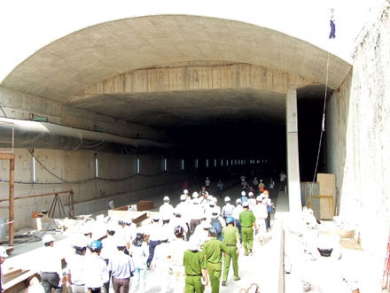Ngày 4/9 sẽ đổ bê tông bản nóc hầm dìm Thủ Thiêm - 1