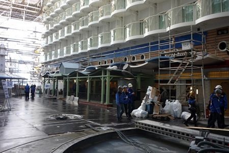 Hé lộ tàu du lịch lớn nhất thế giới  - 6