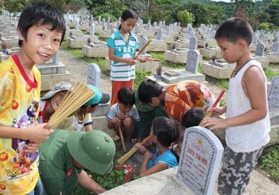 Tri ân hơn 15.000 anh hùng liệt sĩ và người có công dịp Quốc khánh - 4