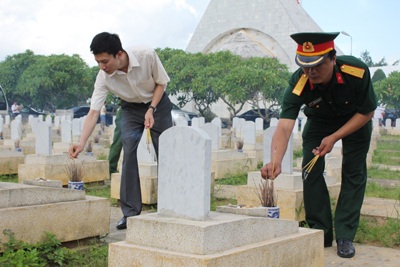 Tri ân hơn 15.000 anh hùng liệt sĩ và người có công dịp Quốc khánh - 6