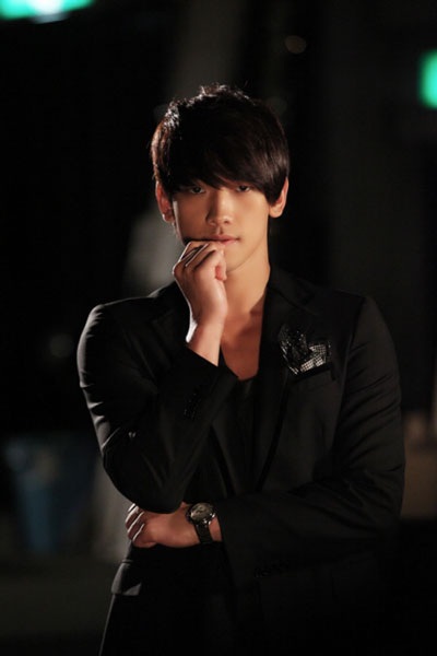 Bi (Rain) hoãn lịch nhập ngũ - 2 Bi (Rain) hoãn lịch nhập ngũ - 2