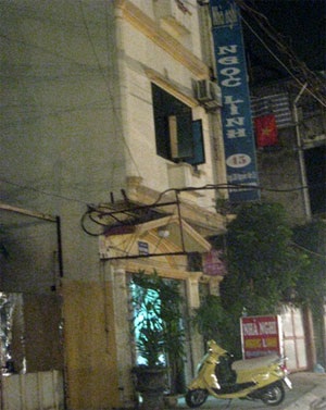 Hà Nội: Một phụ nữ khỏa thân chết trong nhà nghỉ - 1