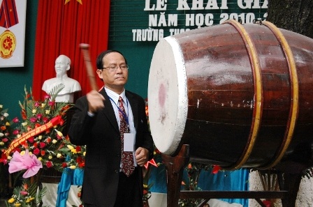 Thừa Thiên - Huế: Gần 300.000 HS náo nức bắt đầu năm học mới - 3