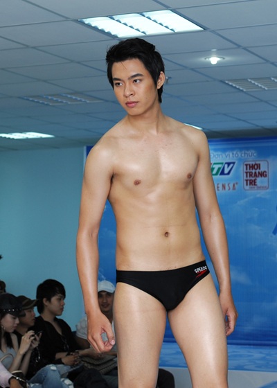 Thí sinh dự thi siêu mẫu trong trang phục đồ tắm - 14