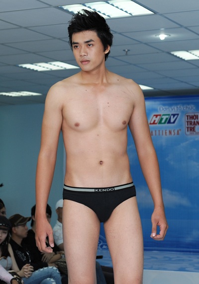 Thí sinh dự thi siêu mẫu trong trang phục đồ tắm - 28