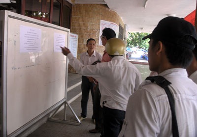 Vụ lật tàu ở Yên Bái: Hành khách phải “tăng bo” ở ga Trái Hút - 1 Vụ lật tàu ở Yên Bái: Hành khách phải “tăng bo” ở ga Trái Hút - 1