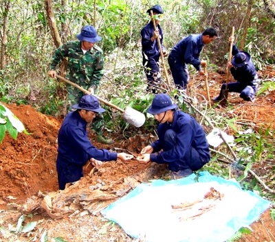Việt - Lào hội đàm về công tác tìm kiếm cất bốc hài cốt liệt sĩ - 2
