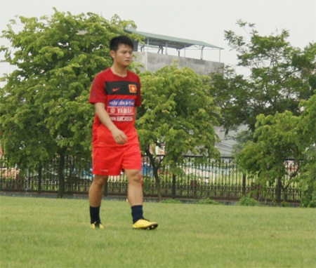 Văn Quyến miệt mài tập luyện ngày trở lại - 7