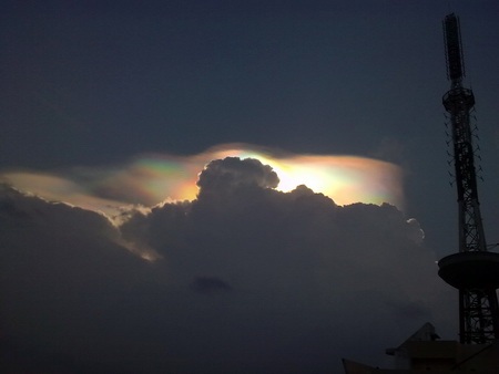 Mây tán sắc trên bầu trời Hà Nội - 5