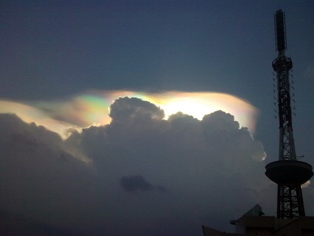 Mây tán sắc trên bầu trời Hà Nội - 7