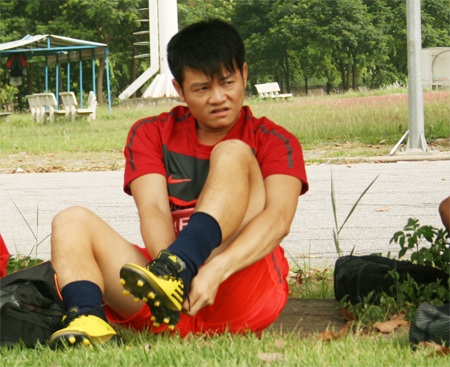 Văn Quyến miệt mài tập luyện ngày trở lại - 1