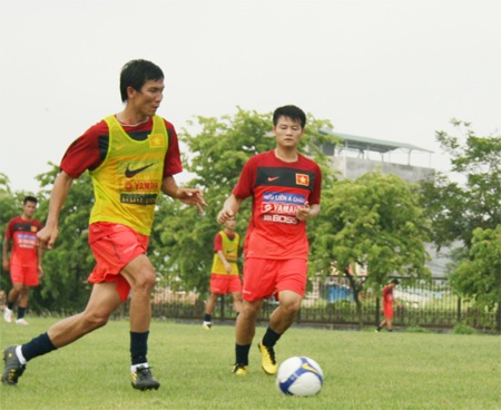 Văn Quyến miệt mài tập luyện ngày trở lại - 8