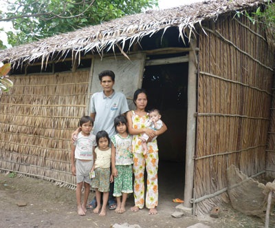 Một Việt Kiều Canada gửi 5.000.000 đồng giúp anh Thạch Phước - 1